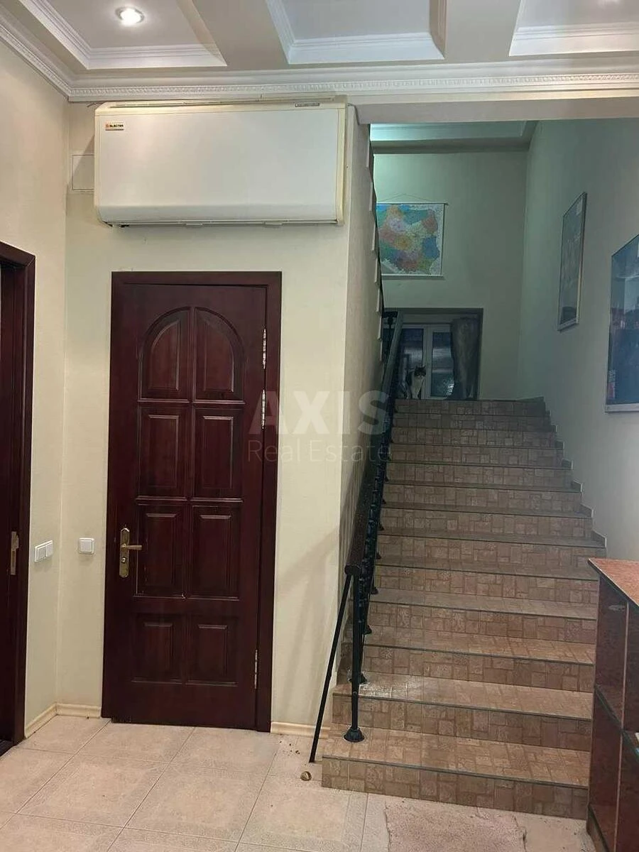 Office vul. Hreshhatyk 25, 100m2640991