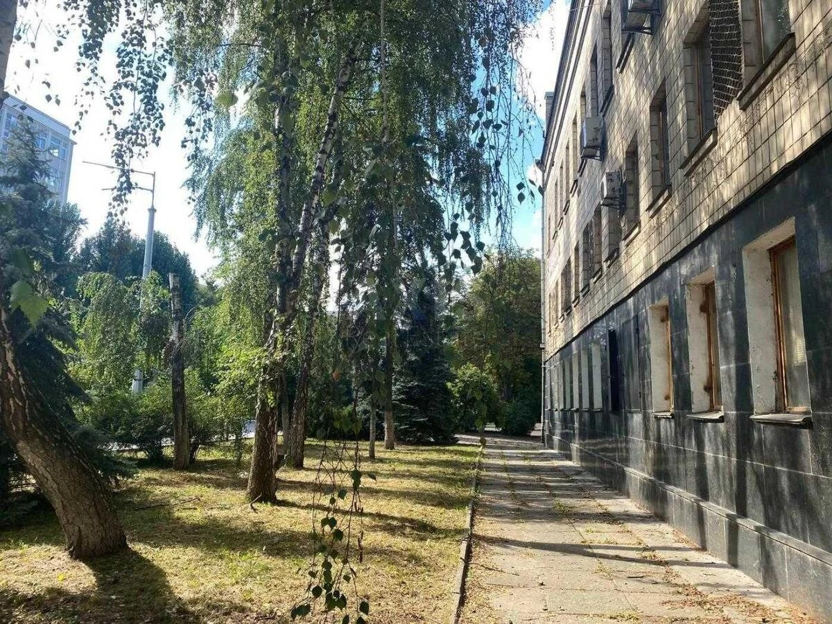 Trade object vul. Kyrylivs'ka 102, 2465m2720024