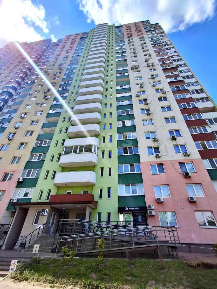 2к квартира ул. Донца Михаила 2Б7054316
