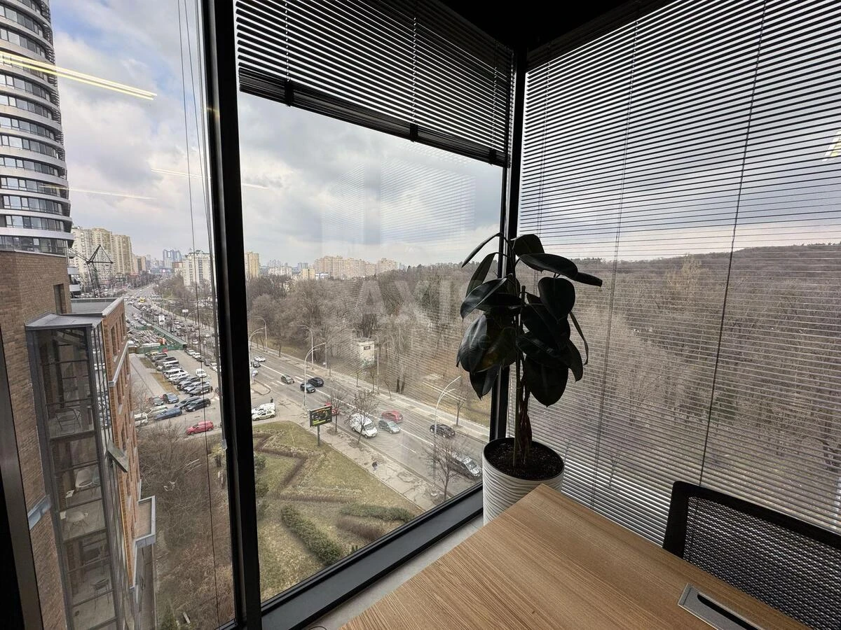 Office vul. Krasylivs'ka 9, 417m2663406