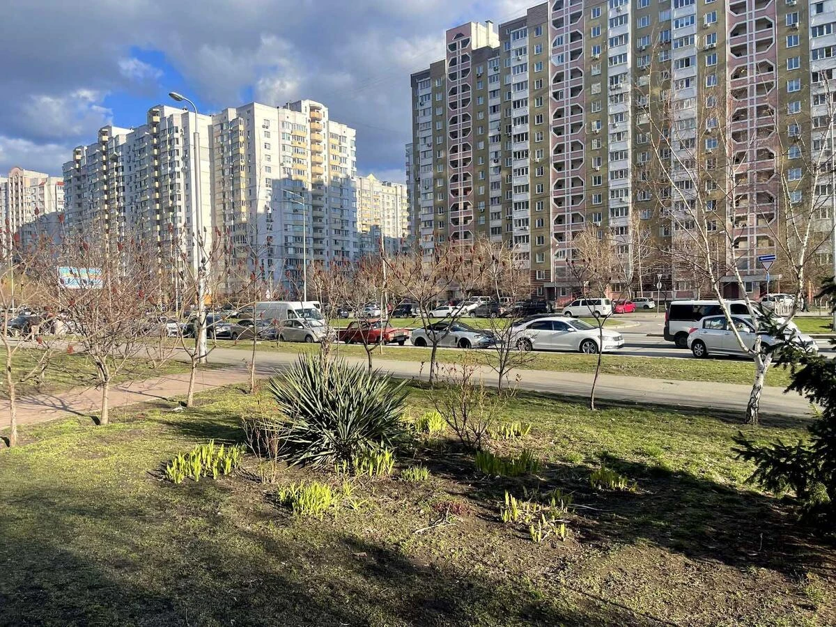 Офис ул. Ахматовой Анны 32/18, 80м27105218