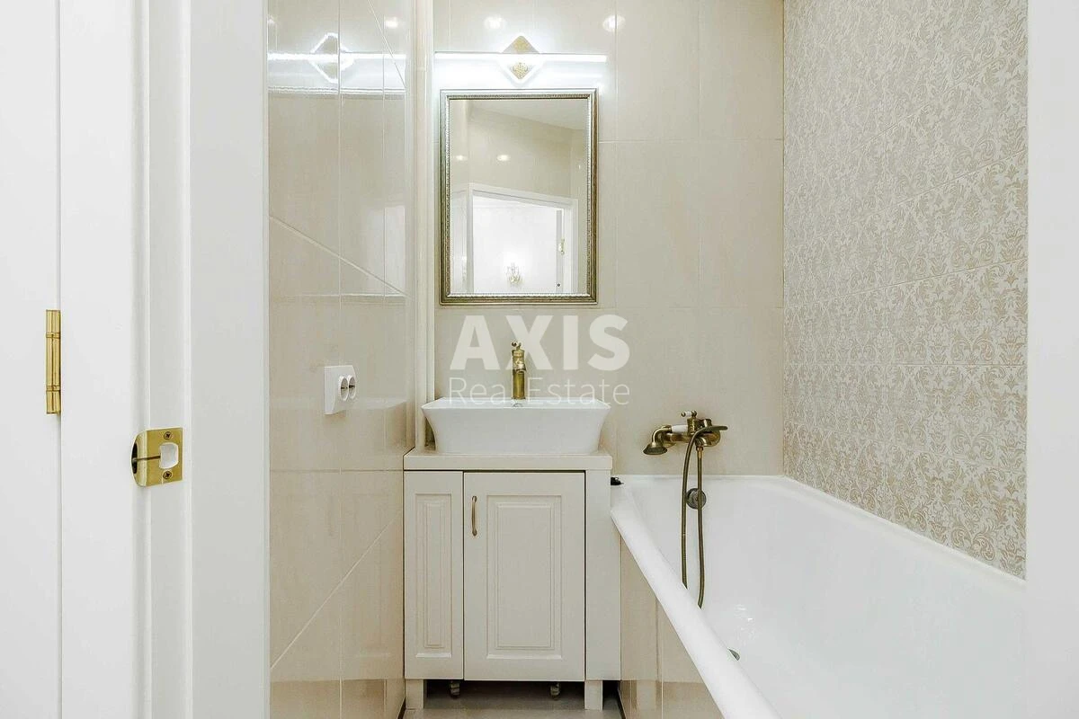 1k apartment pr-t Berestejskij Seven B666965