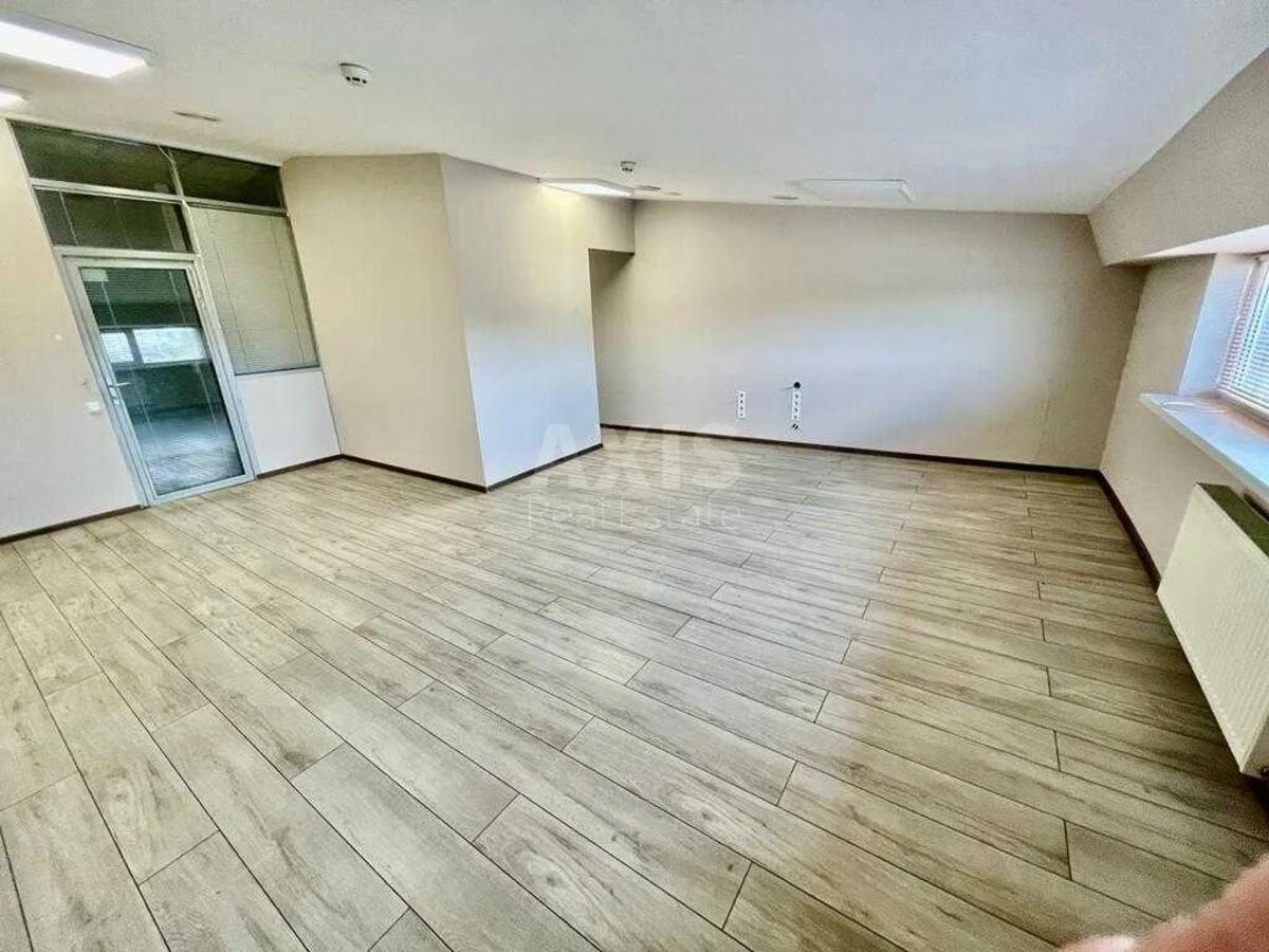 Офис пл. Космонавтов 4, 3000м26946110