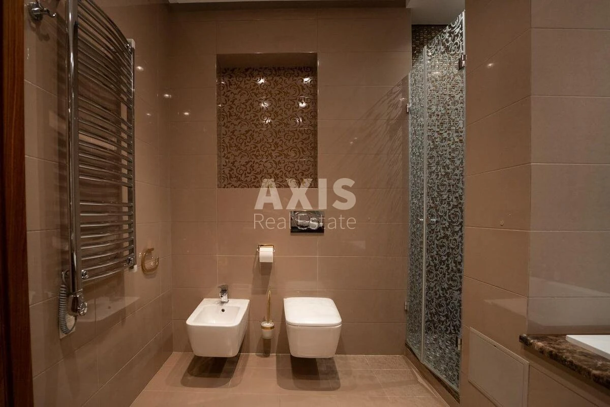 House vul. Red'chyns'ka, 200m2, Kyiv city608002