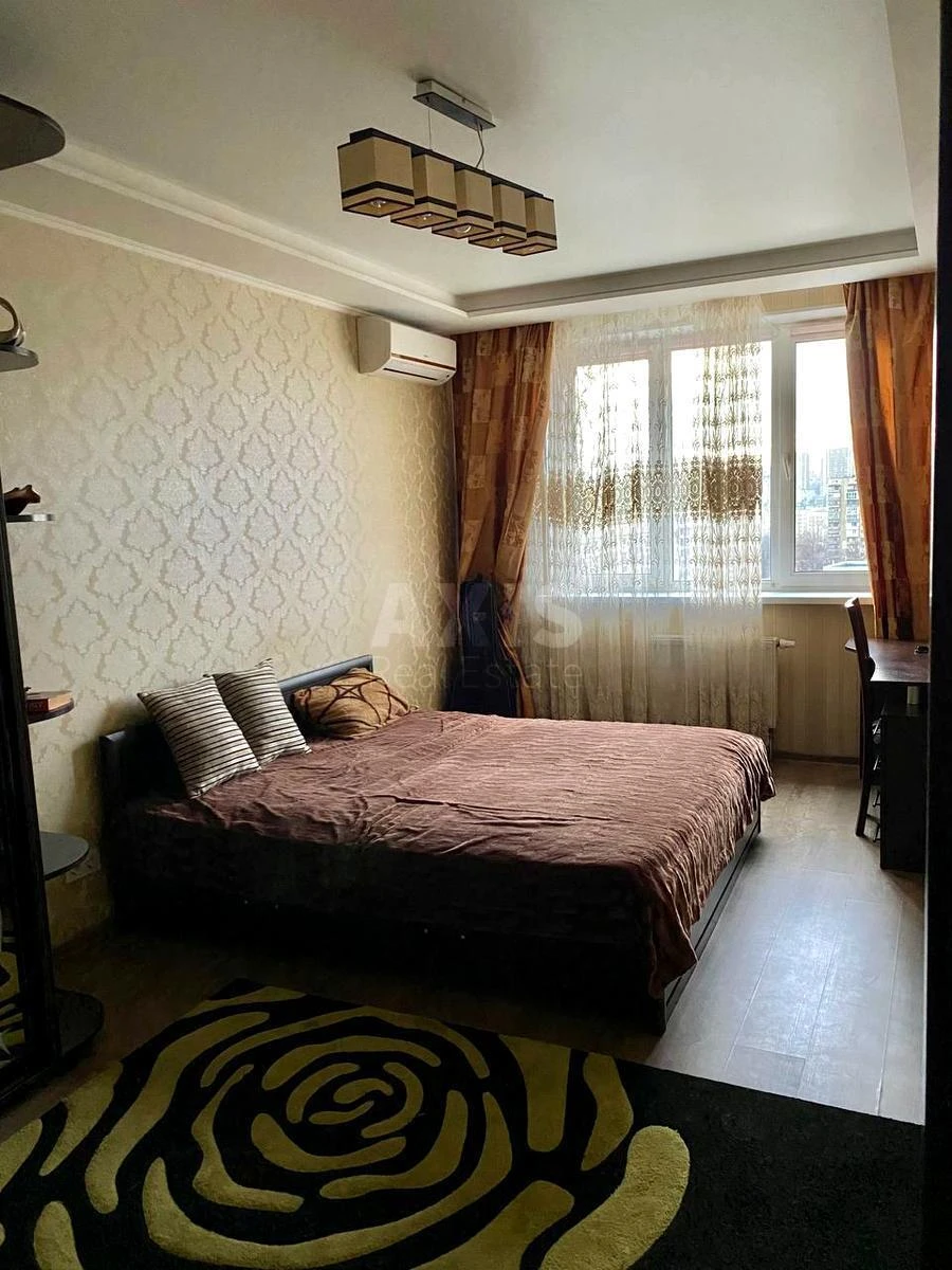 1k apartment vul. Feodosijs'ka 1А644820