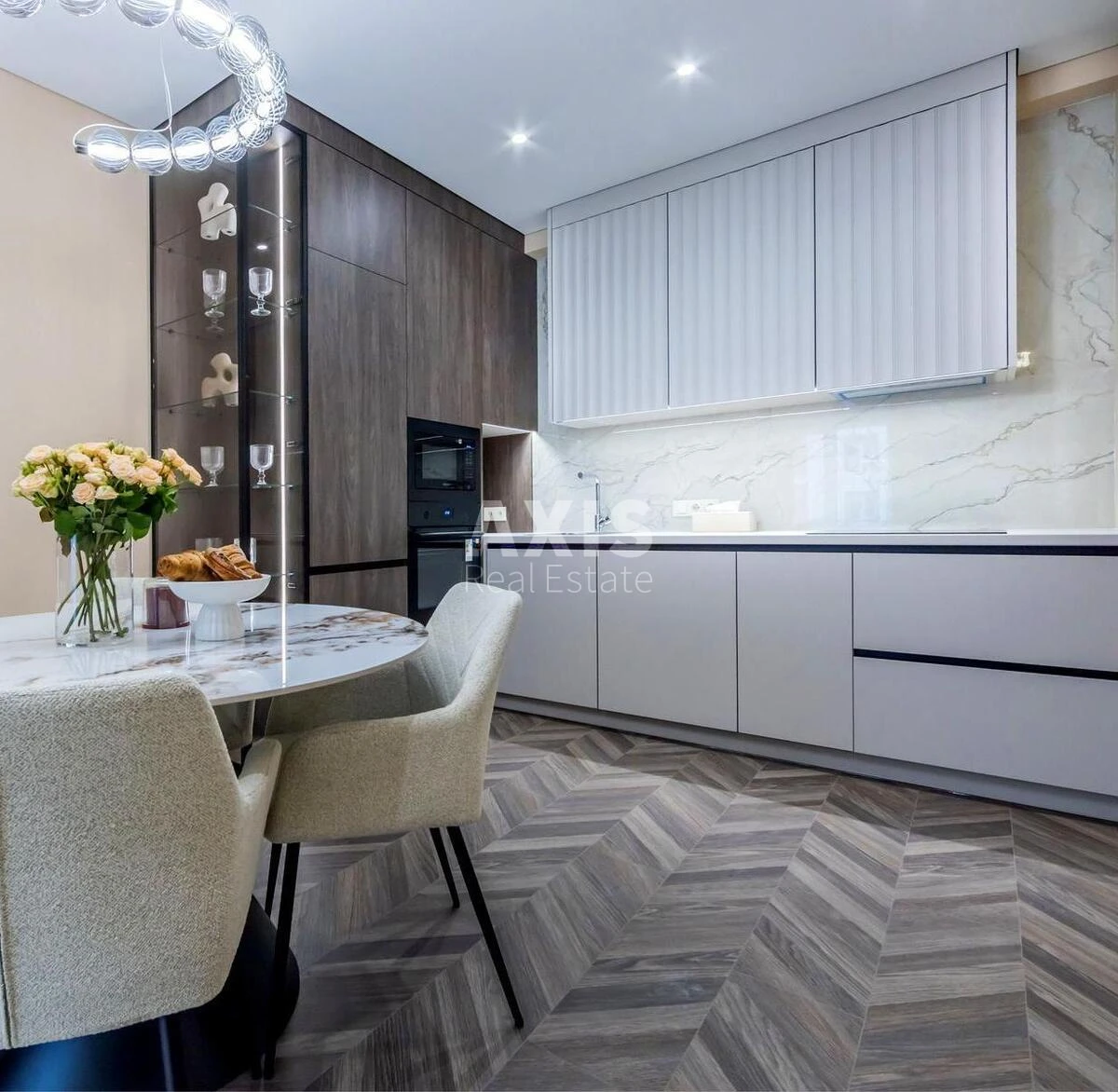 2к квартира ул. Михаила Максимовича 24636542