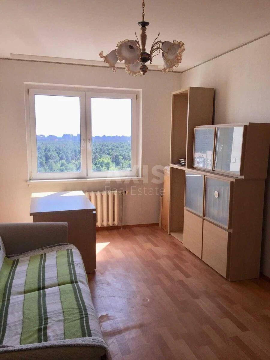 2k apartment vul. Polis'ka 15А482003