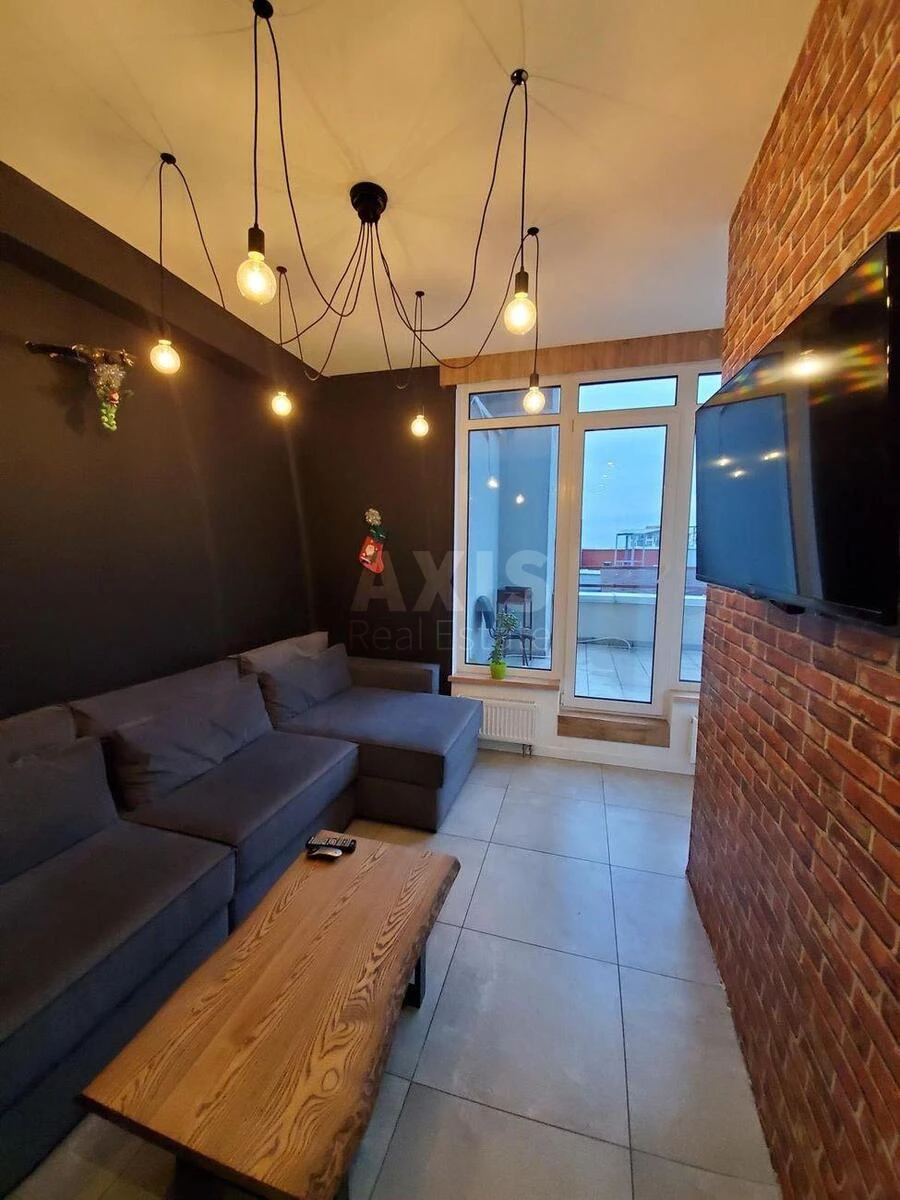 2k apartment vul. Yulia Zdanovska 46/1716785
