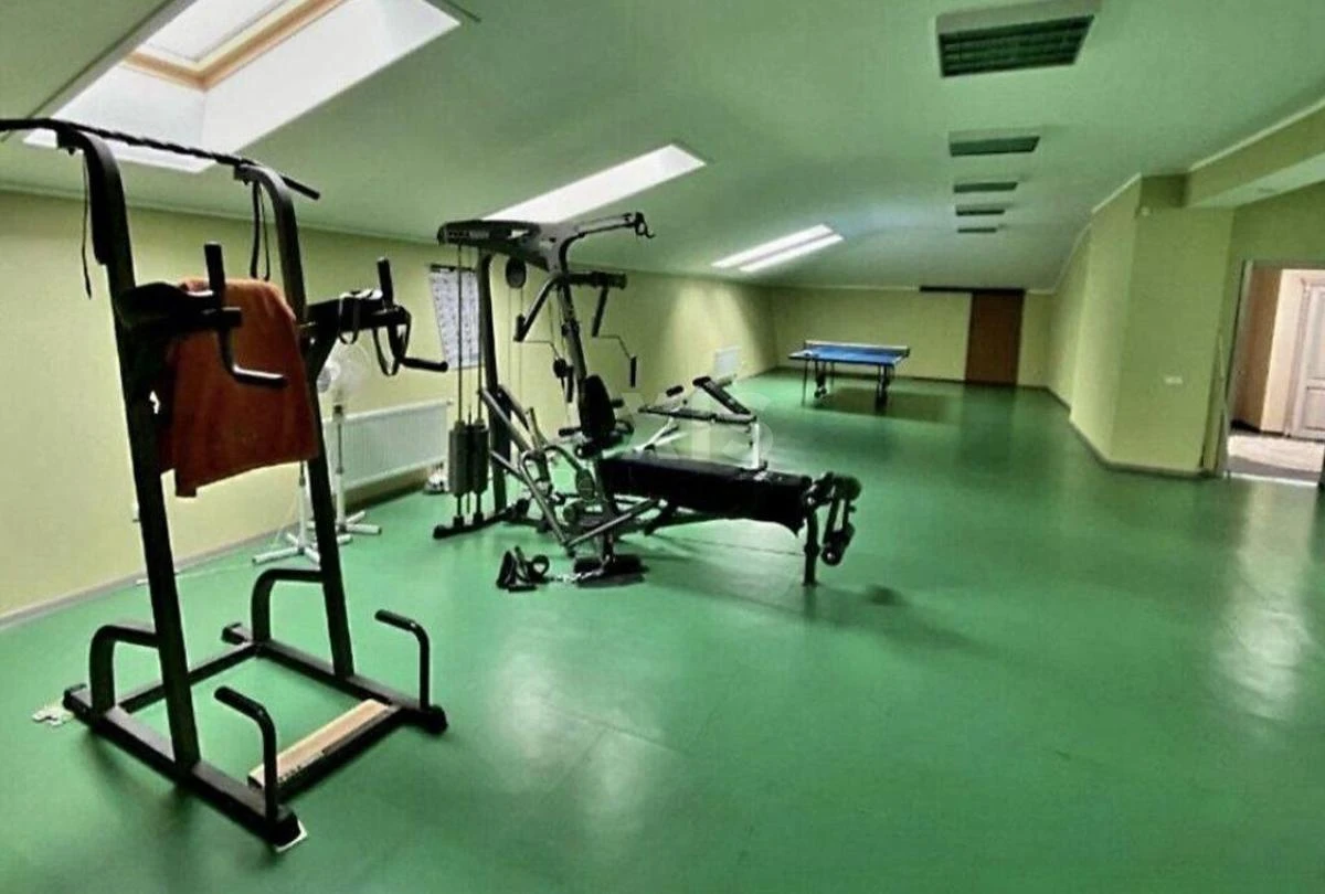 Дoм ул. Франко Ивана, 1000м2, город Киев345453