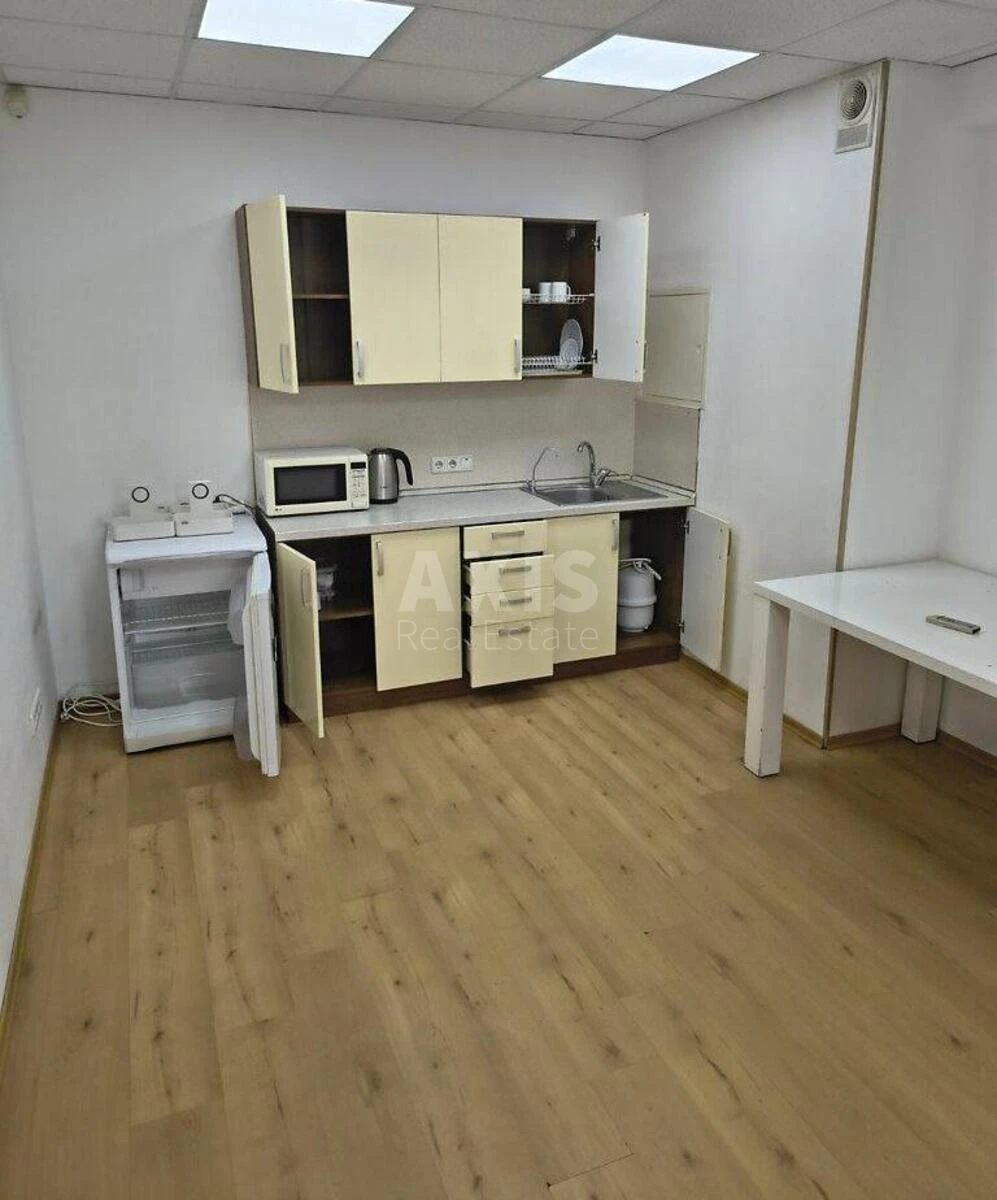 Office vul. Mykil's'ko-Slobids'ka 2Б, 86m2670126