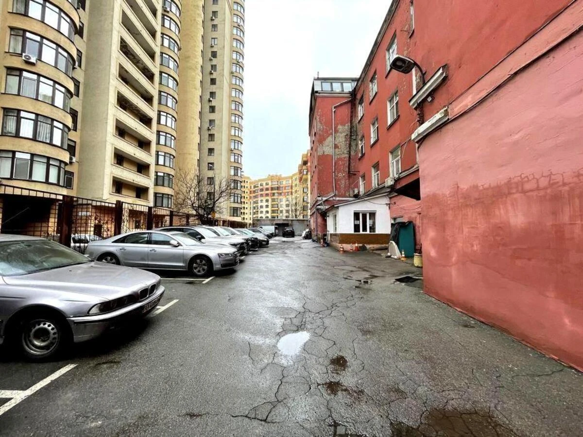 Объект торговли ул. Дмитриевская 71, 4100м2702512