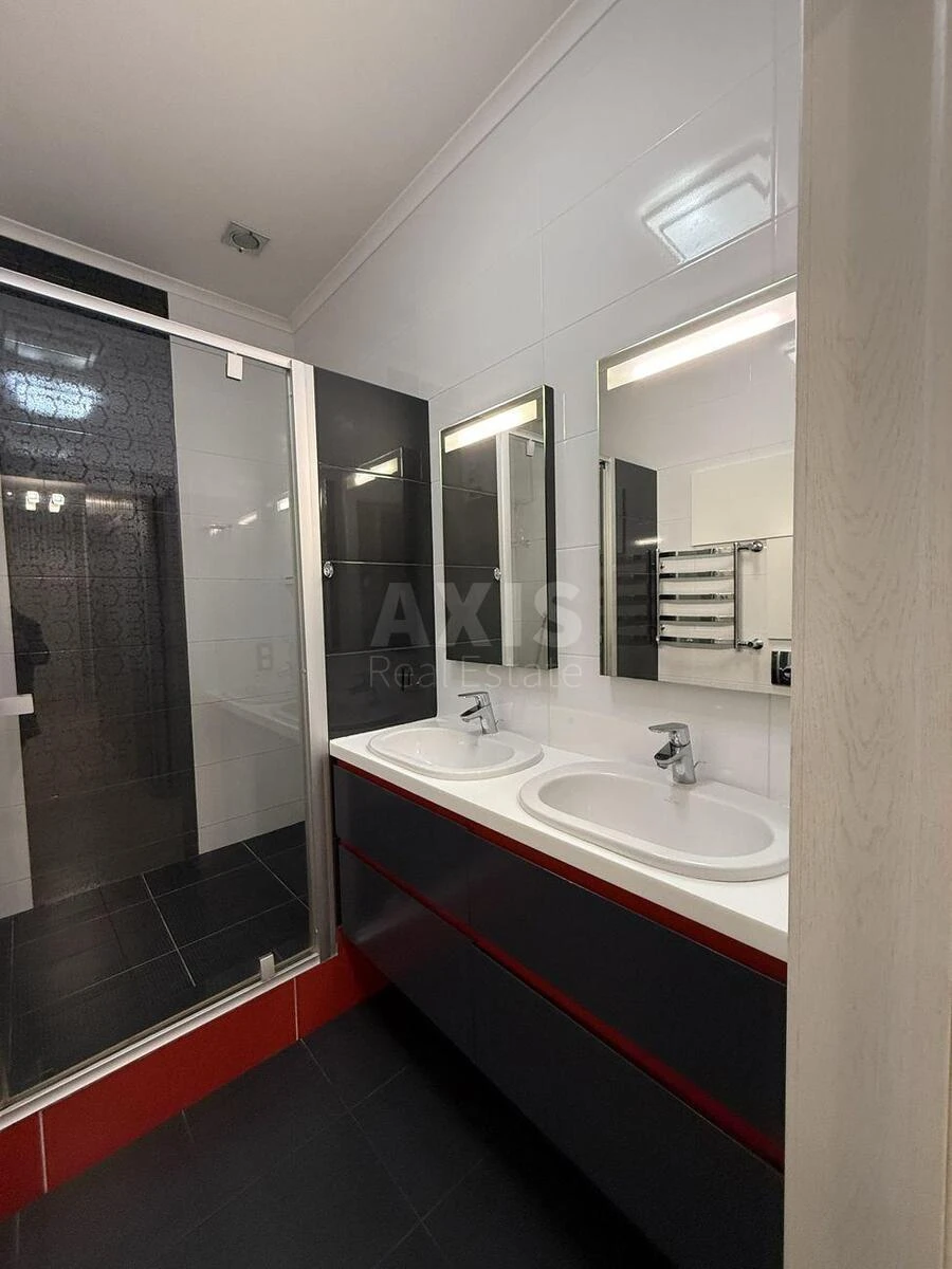 3k apartment vul. Jevgena Konoval'cja 44А652336