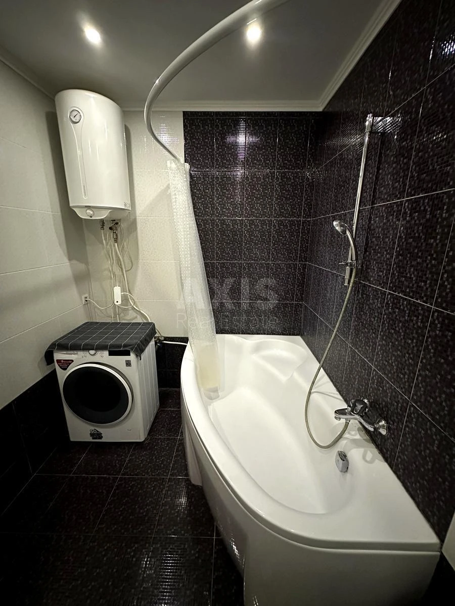 2k apartment vul. Knjazhyj Zaton 216685613