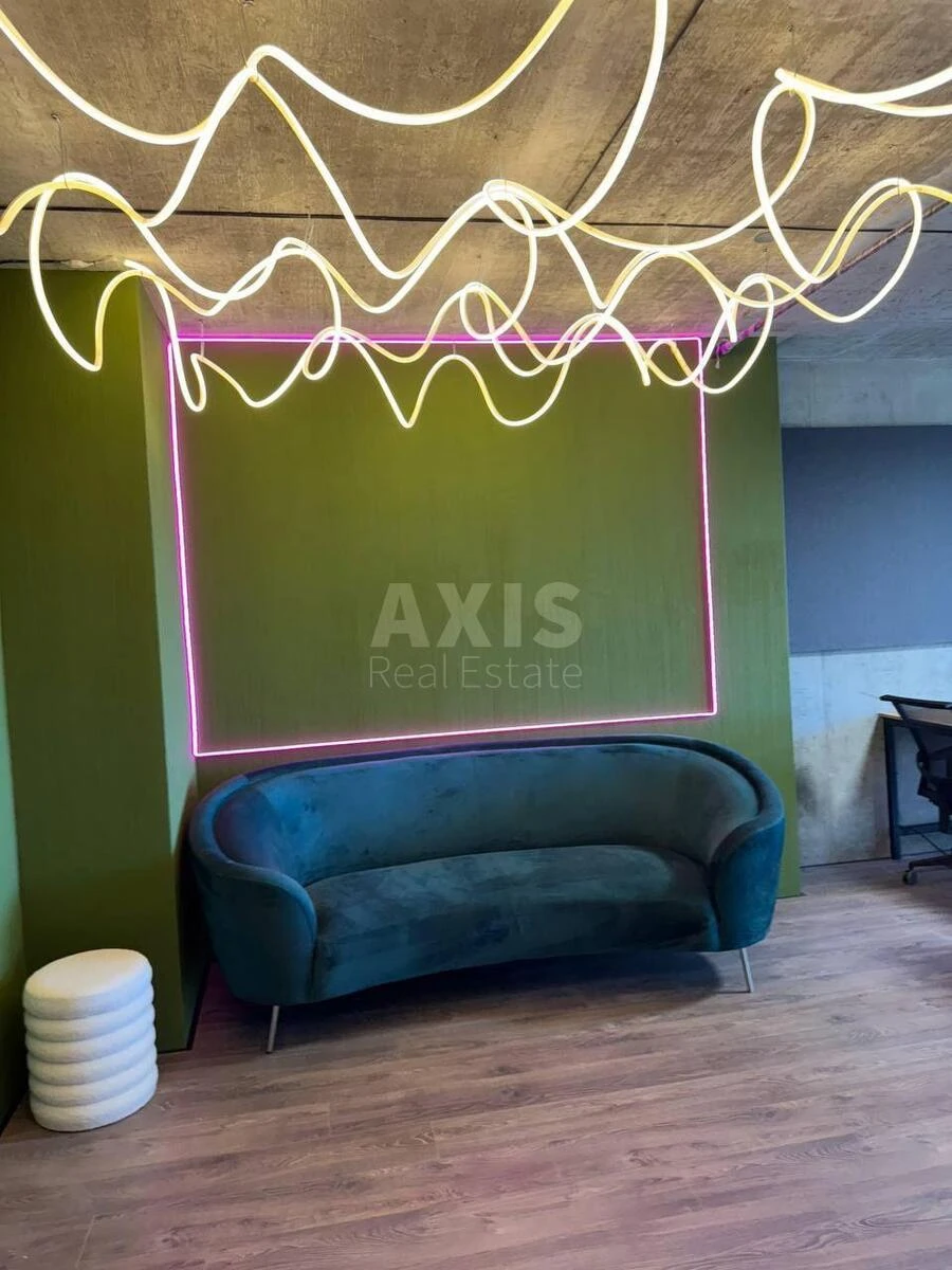 Офис ул. Михаила Бойчука 41Б, 230м2670029