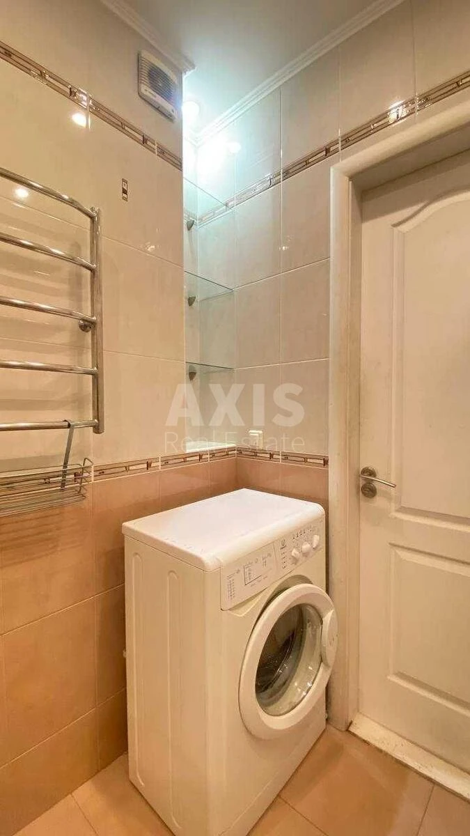 2k apartment vul. Kamjenjeva Komandarma 4А715957