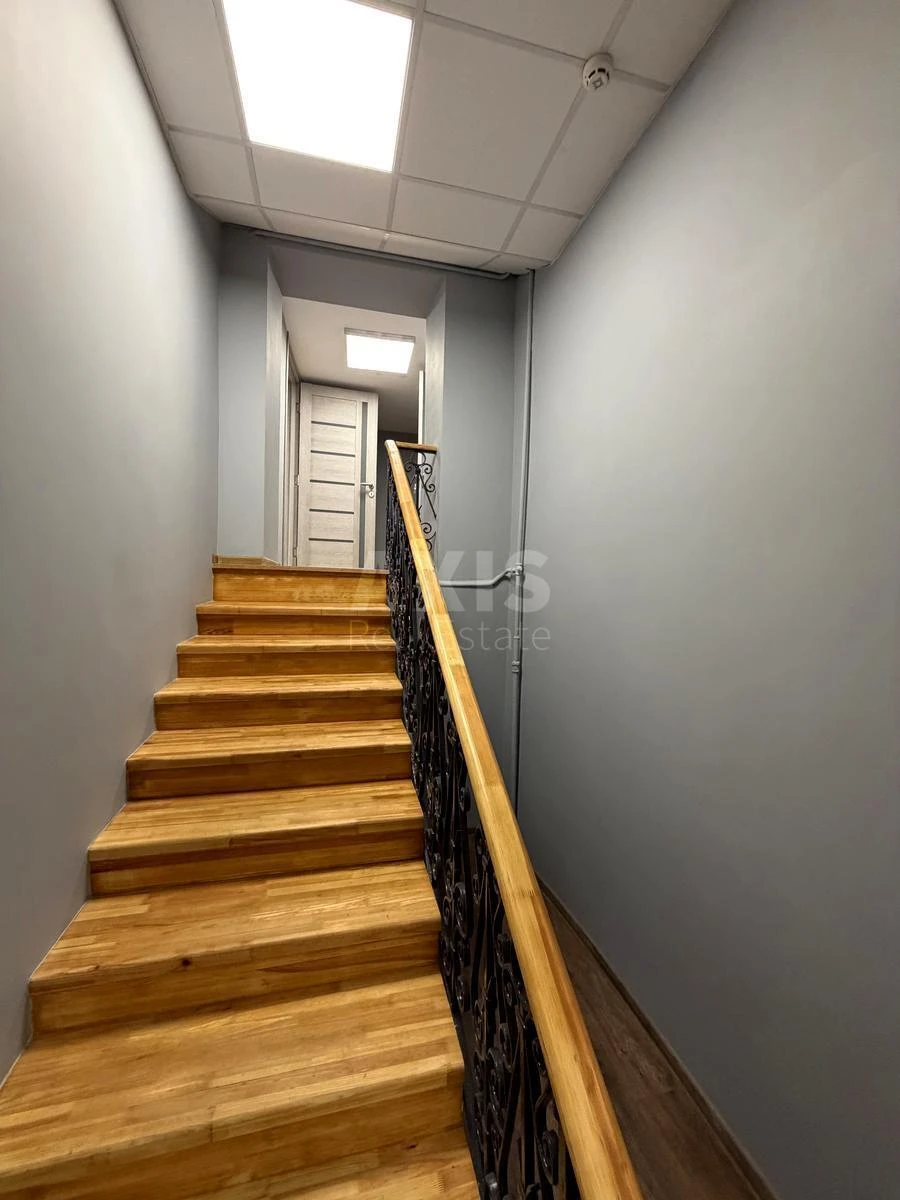 Office vul. Evgena Chykalenko 25, 300m2689191