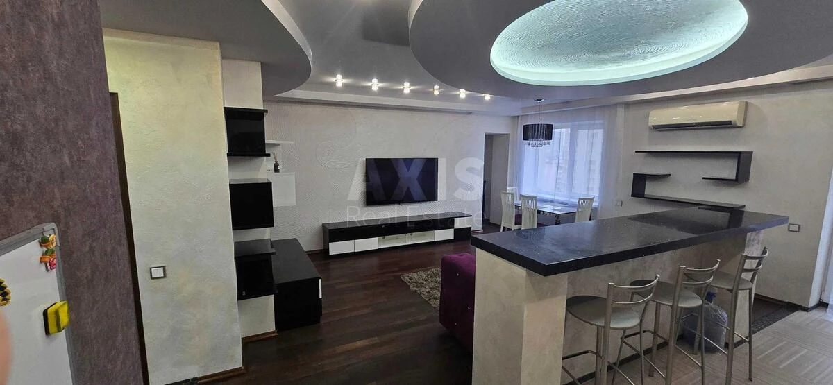 1к квартира пр-т Голосеевский 27642130