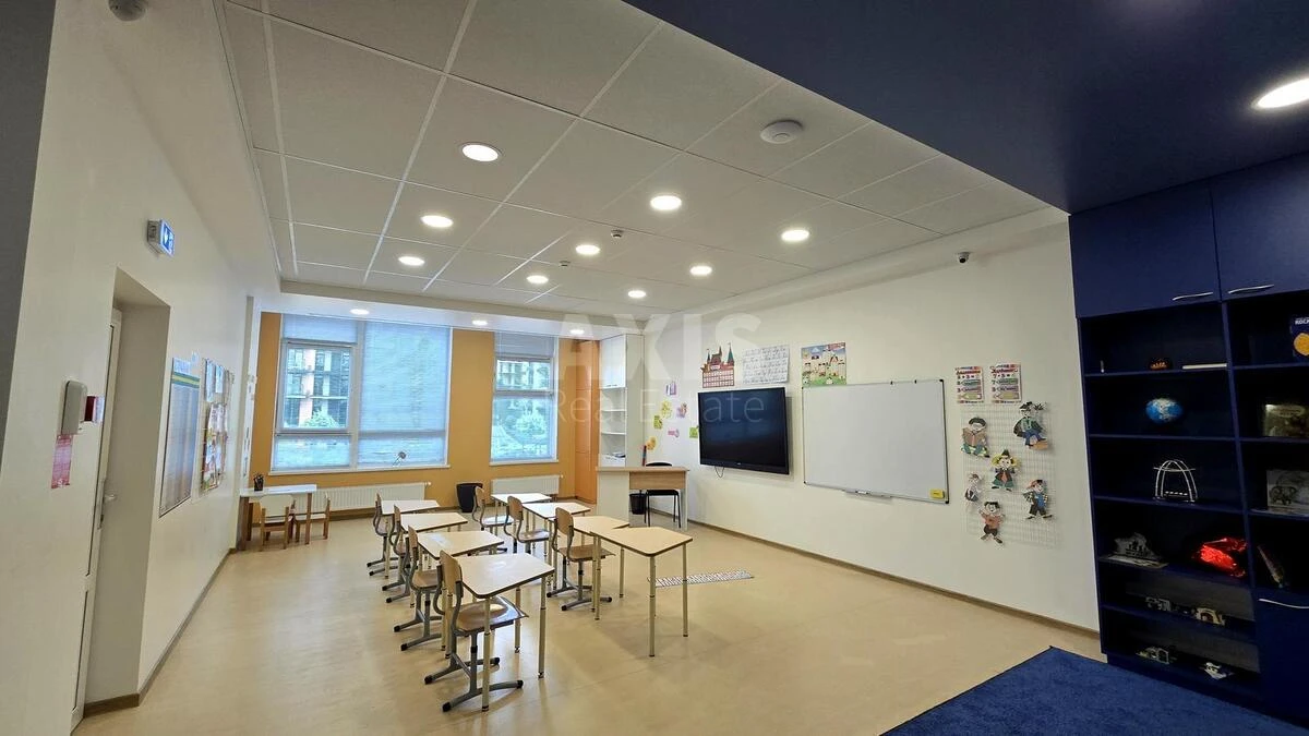 Office vul. Predslavyns'ka 40, 1800m27049715