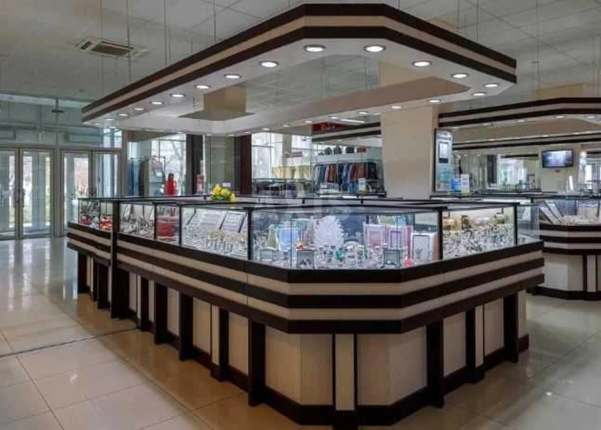 Office vul. Lypkivs'kogo Vasylja Mytropolyta 1, 6143m2674014