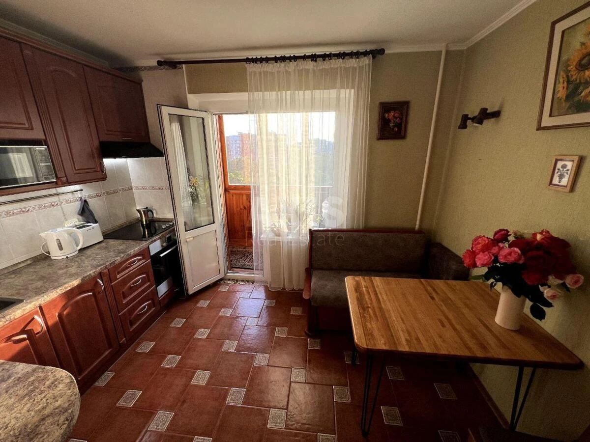 3к квартира ул. Теремковская 369027