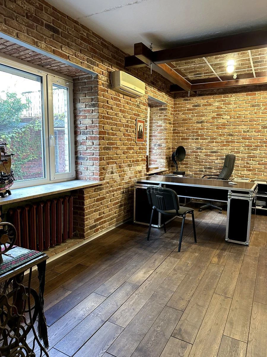 Office vul. Mykil's'ko-Botanichna 15/17, 100m2635965