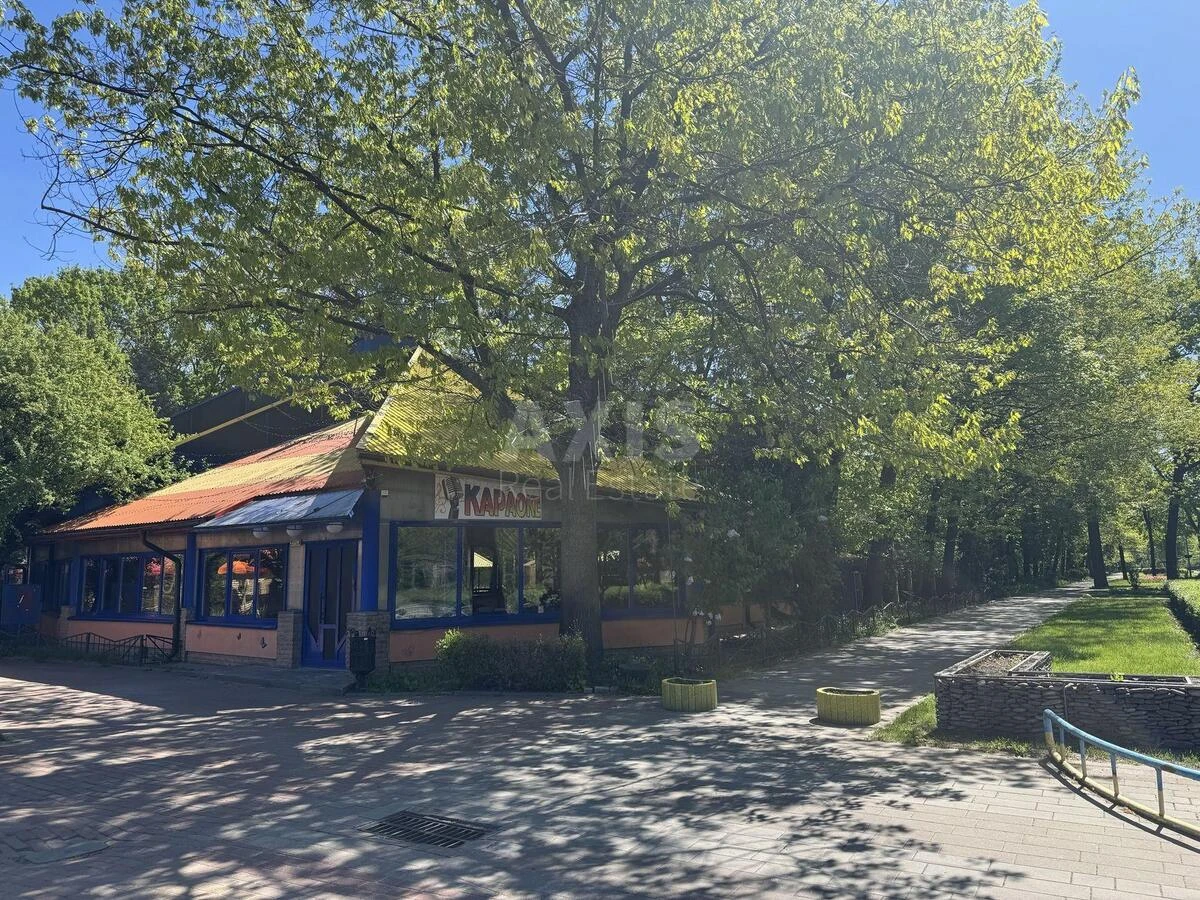 Объект торговли пр-т Броварской 16, 1400м2660900