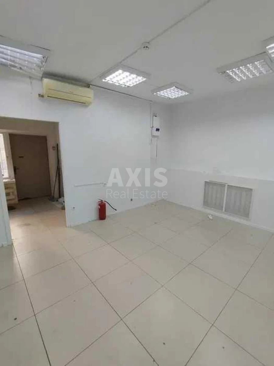 Объект торговли ул. Хорива 1А, 45м2698995