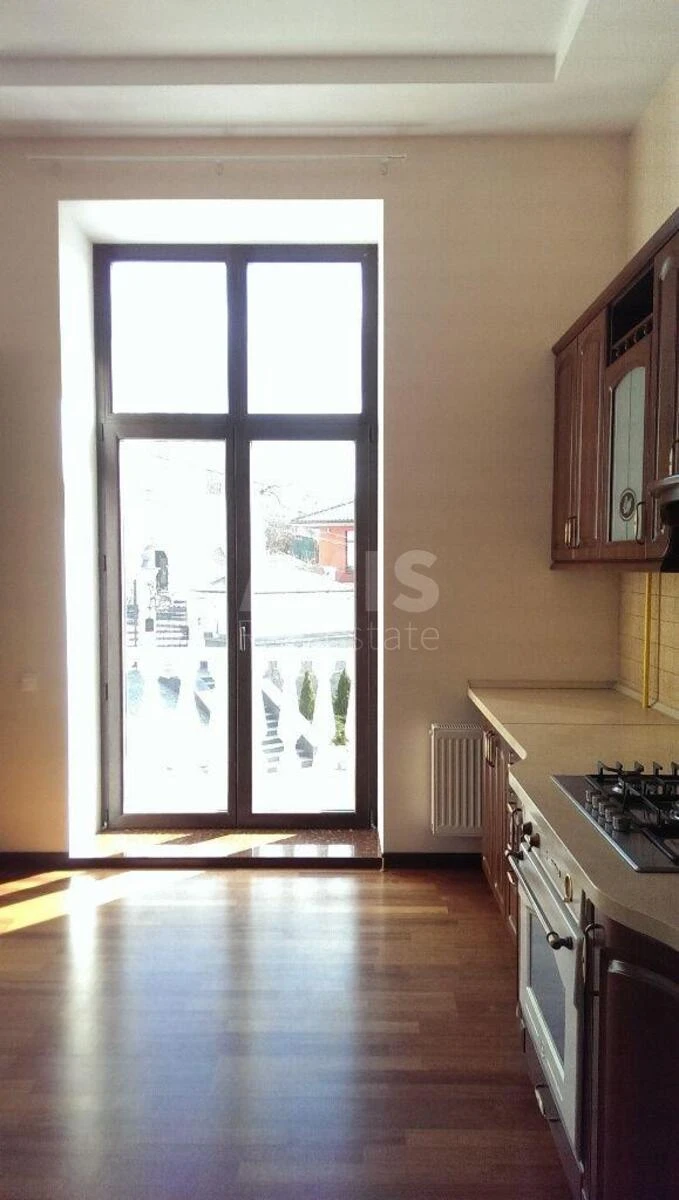 Office vul. Redutna 1, 1000m2647583