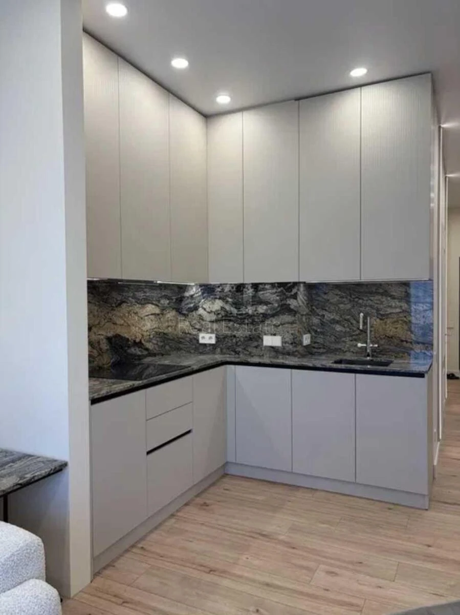 2k apartment vul. Antonovycha 10962015