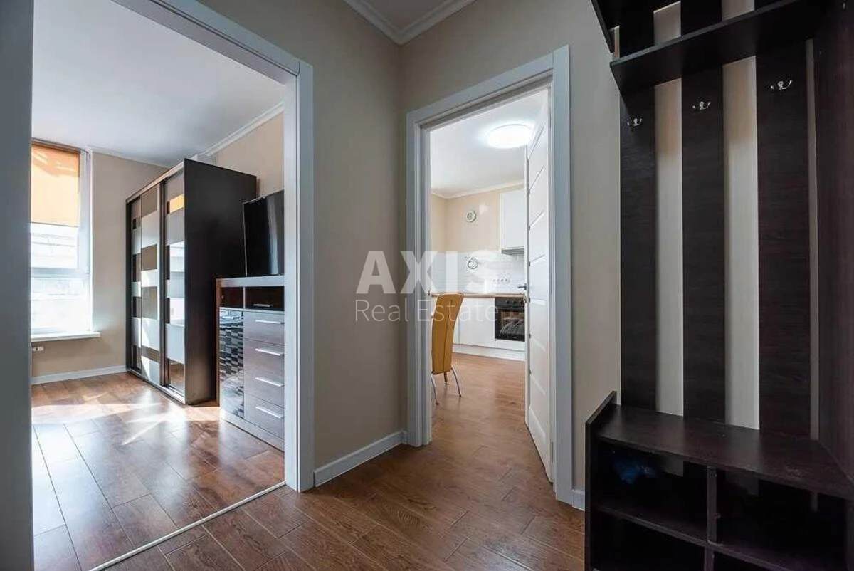 1k apartment pr-t Berestejskij 67539254