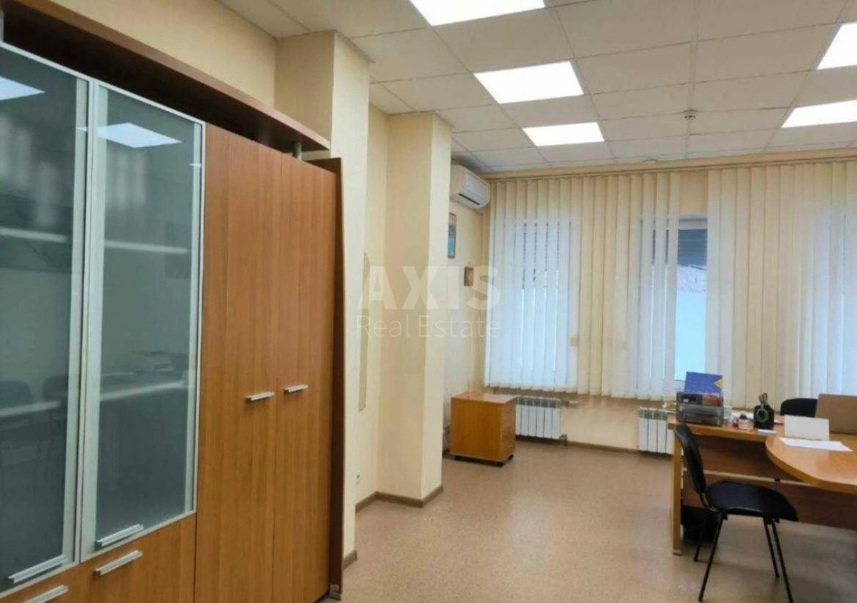 Trade object vul. Vitrjani Gory 3, 563m2635446