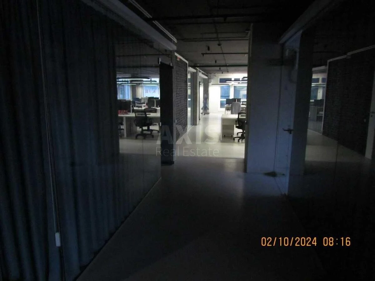 Office pr-t Berestejskij 28, 280m26996410