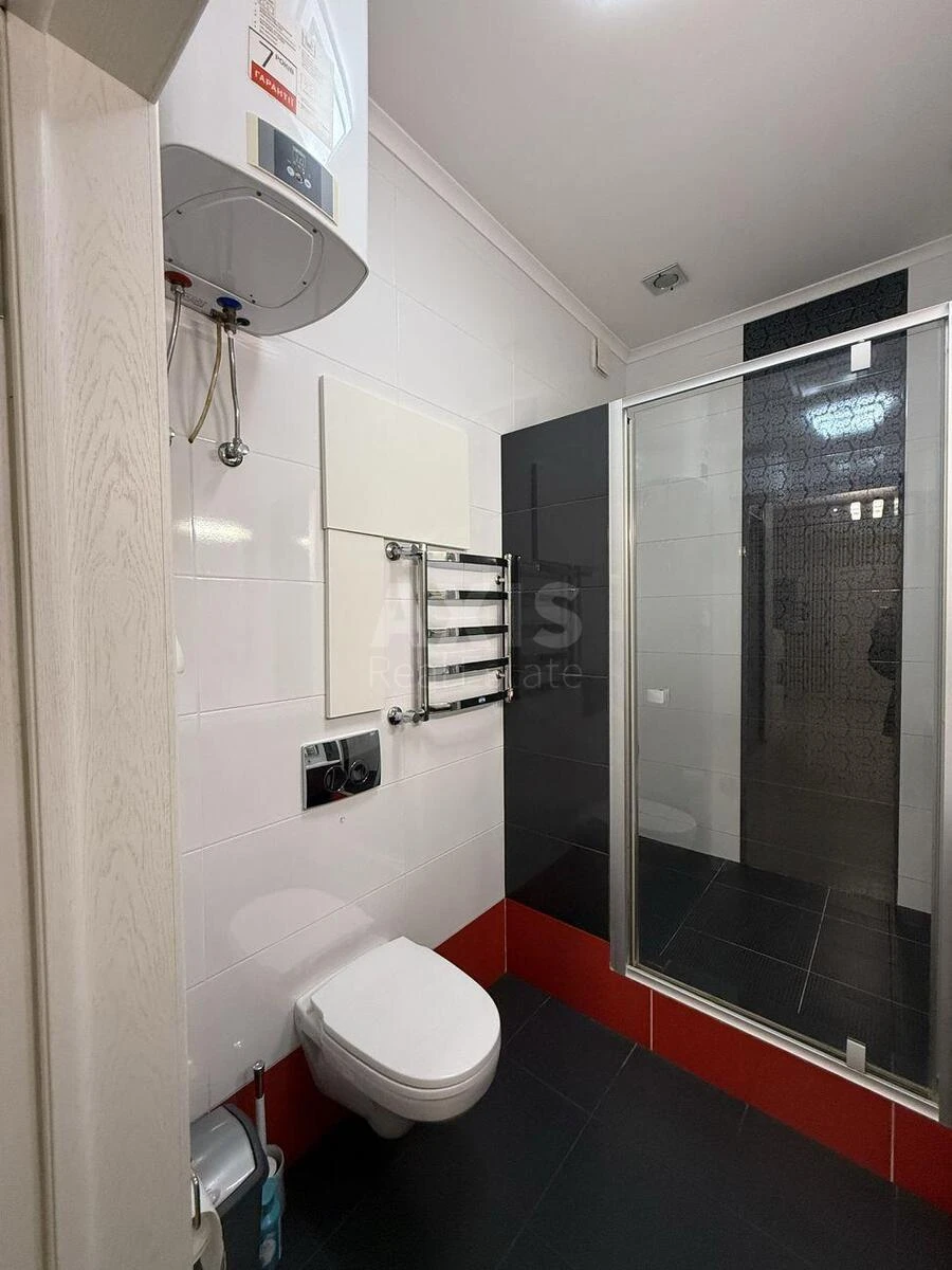 3k apartment vul. Jevgena Konoval'cja 44А652337