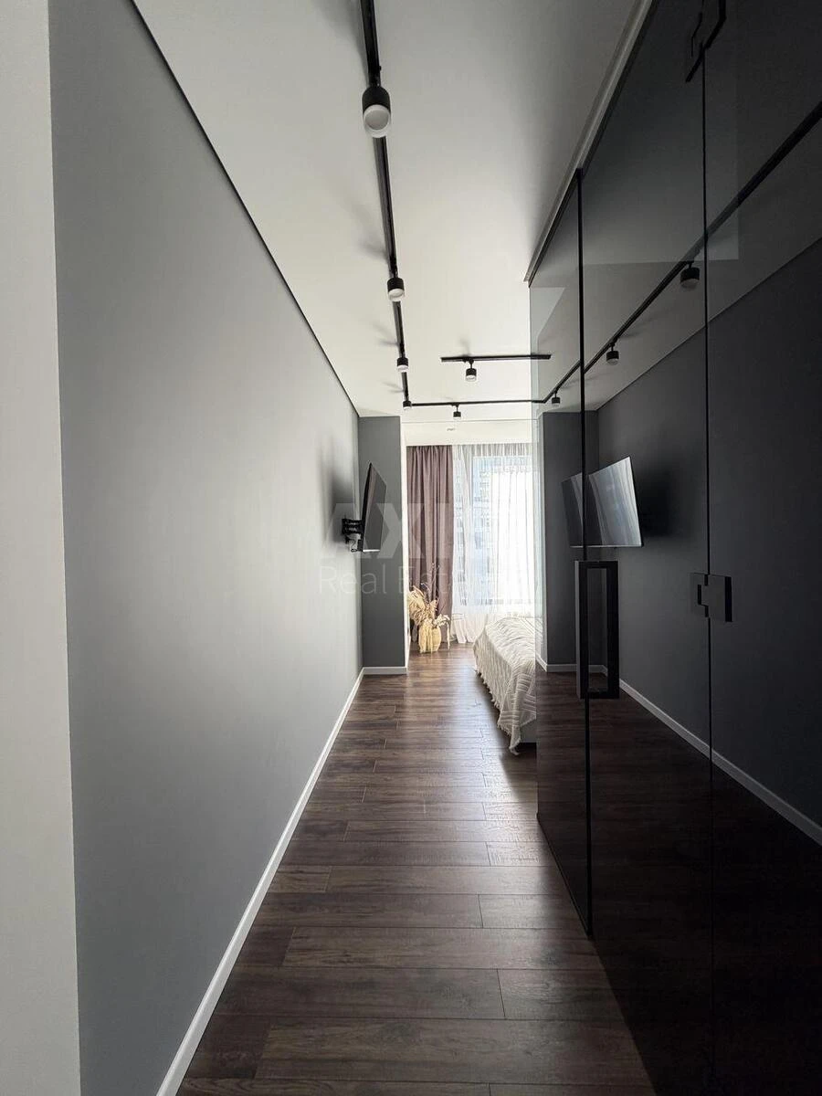 3к квартира ул. Гарета Джонса 87153611