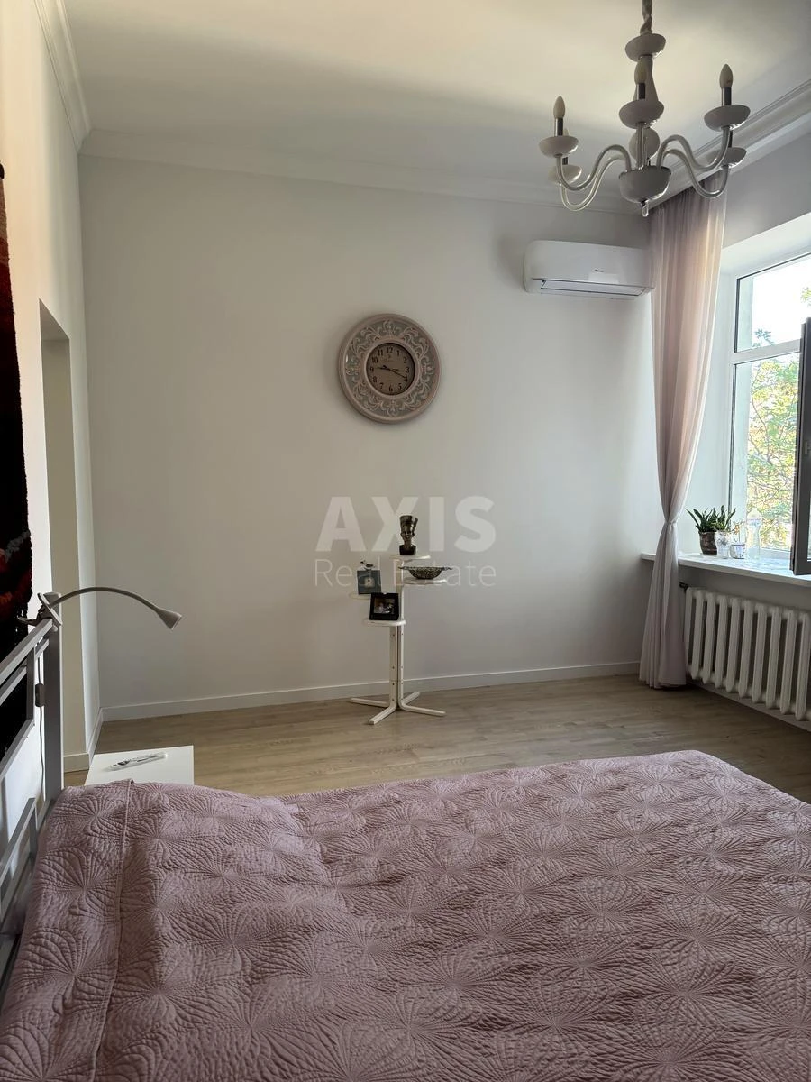 4k apartment vul. Kost'ol'na 156871812