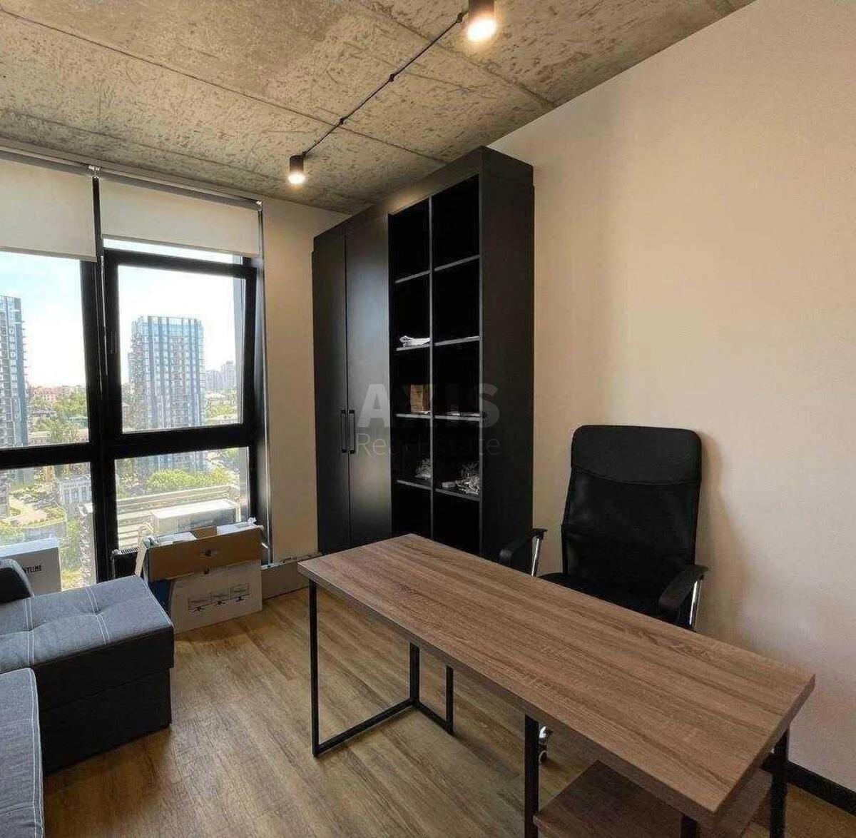 Office vul. Kudri Ivana 3А, 90m2720183