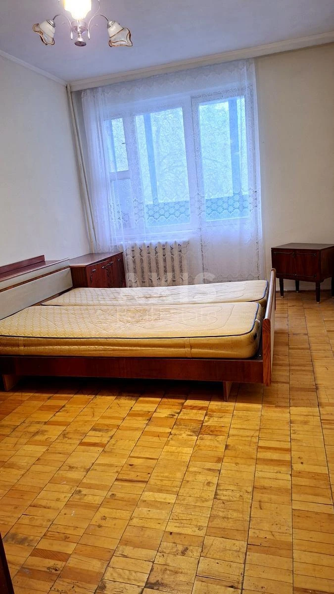 3к квартира ул. Булаховского Академика 42/43658396