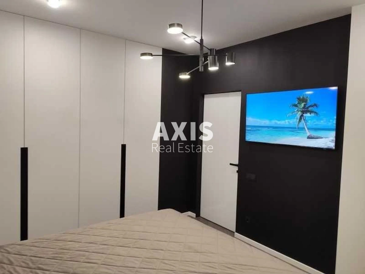 1k apartment vul. L'vivs'ka 15390873