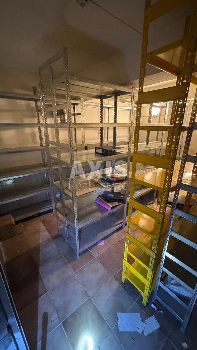 Trade object pr-t Povitryanykh Syl 25, 350m2661248