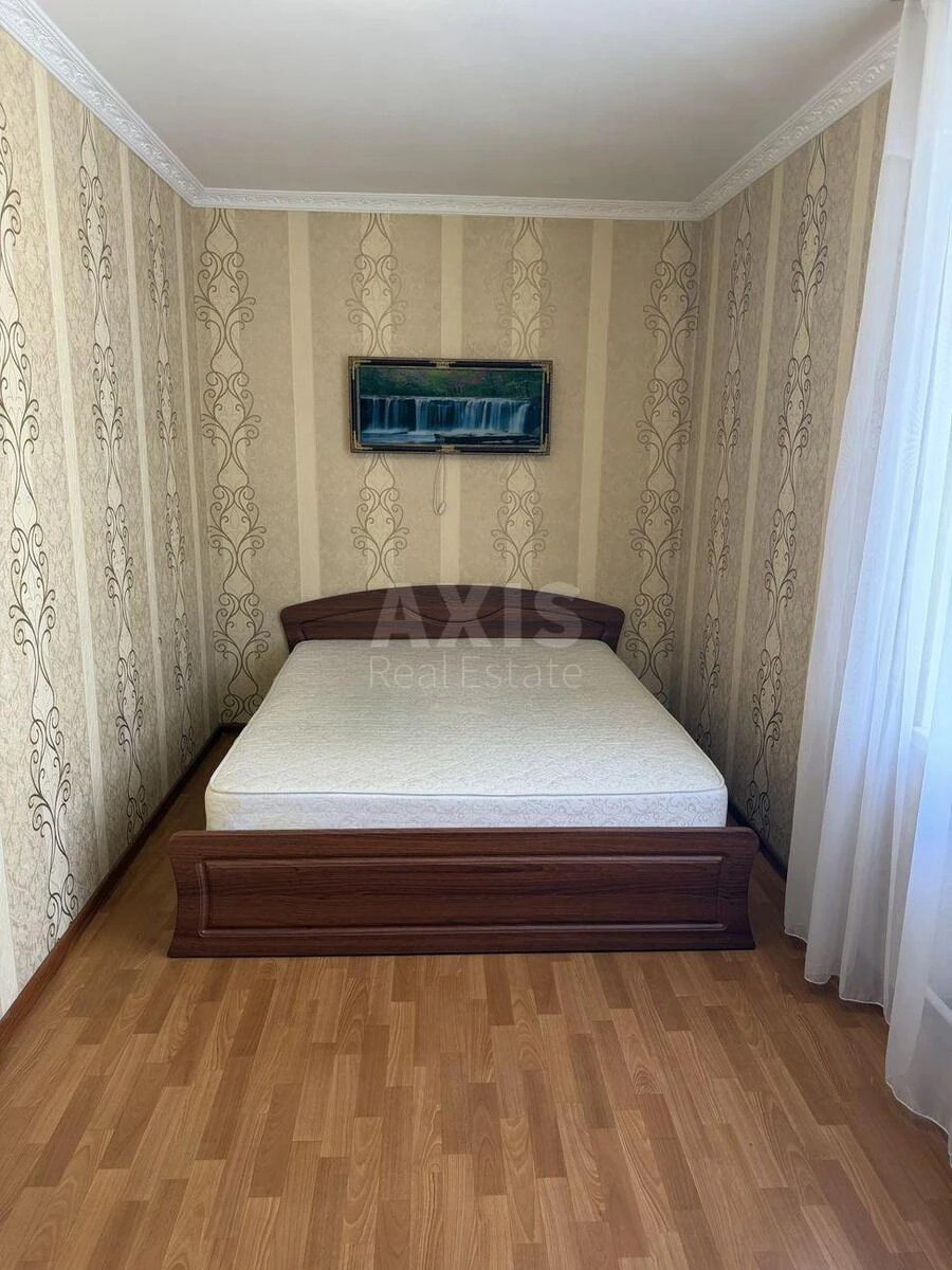 2k apartment pr-t Sobornosti 12696520