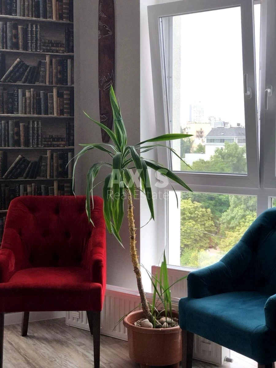 1k apartment vul. Rostyslavska 5B665773