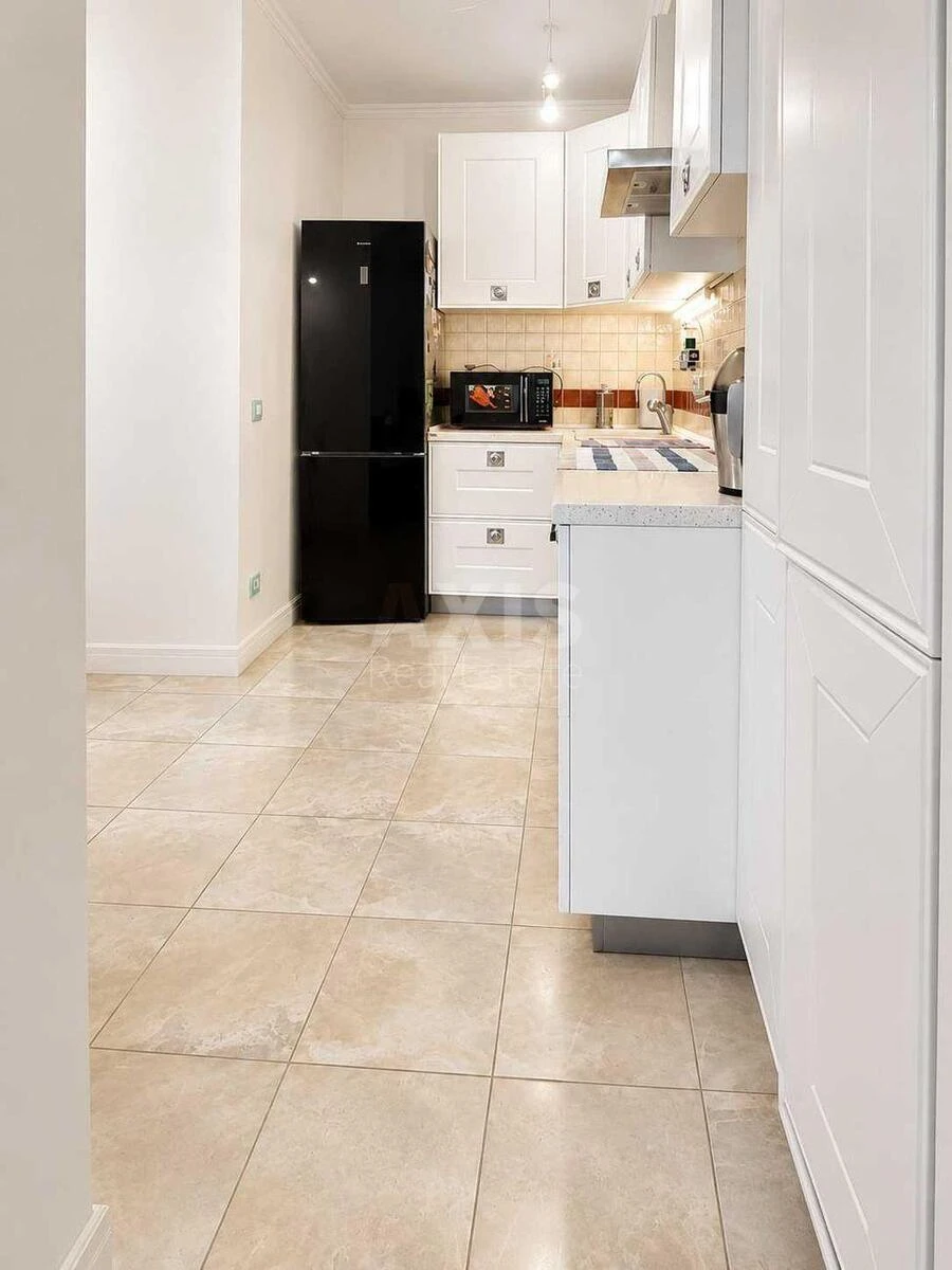 3k apartment vul. Petra Kalnyshevs'kogo 7702830