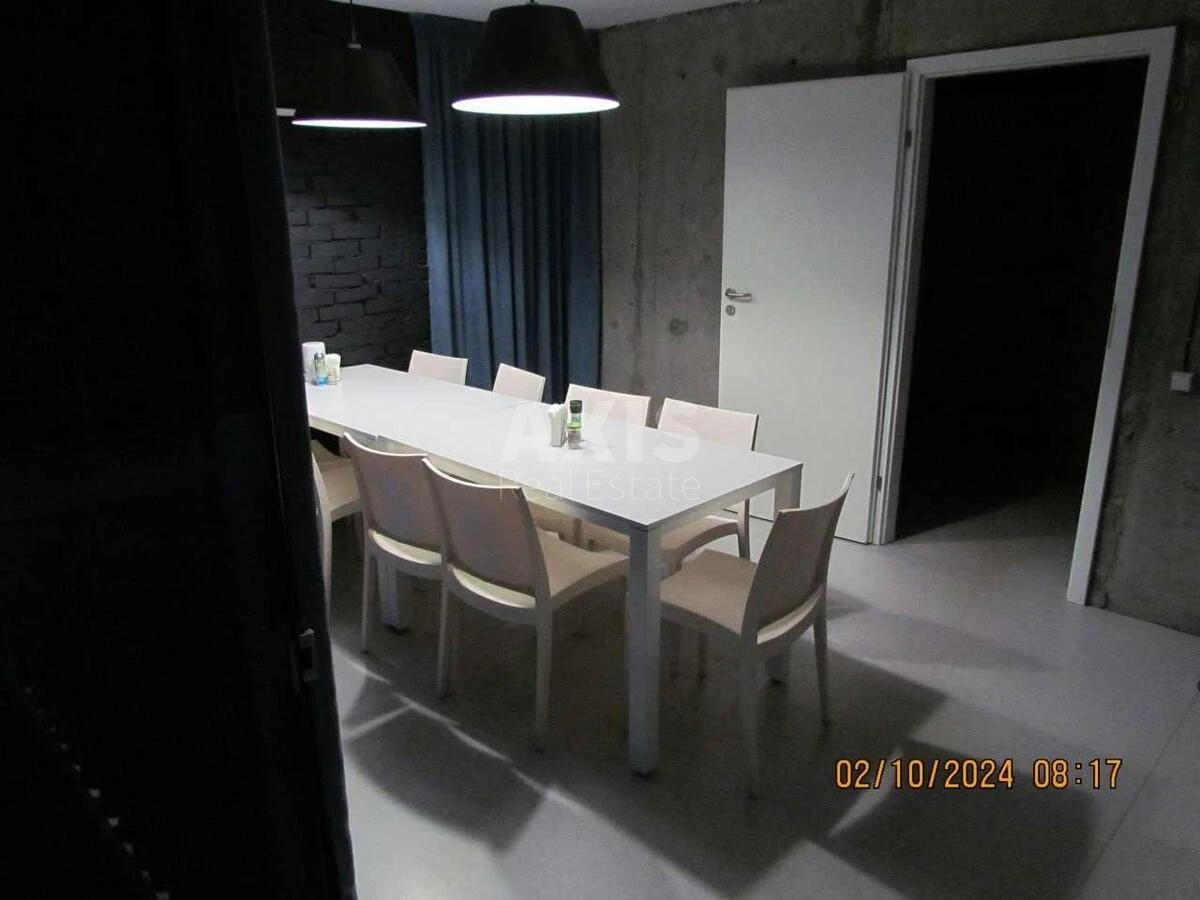 Office pr-t Berestejskij 28, 280m26996411
