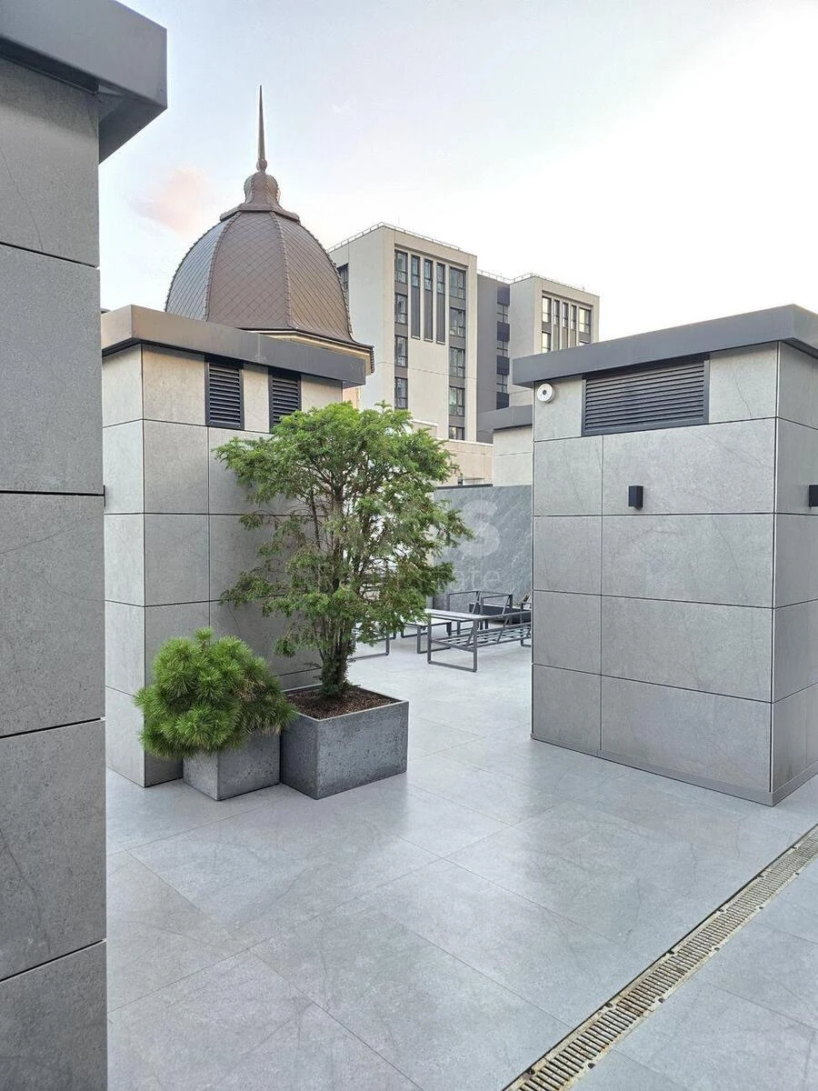 Объект торговли ул. Болсуновская 21, 82м26748218