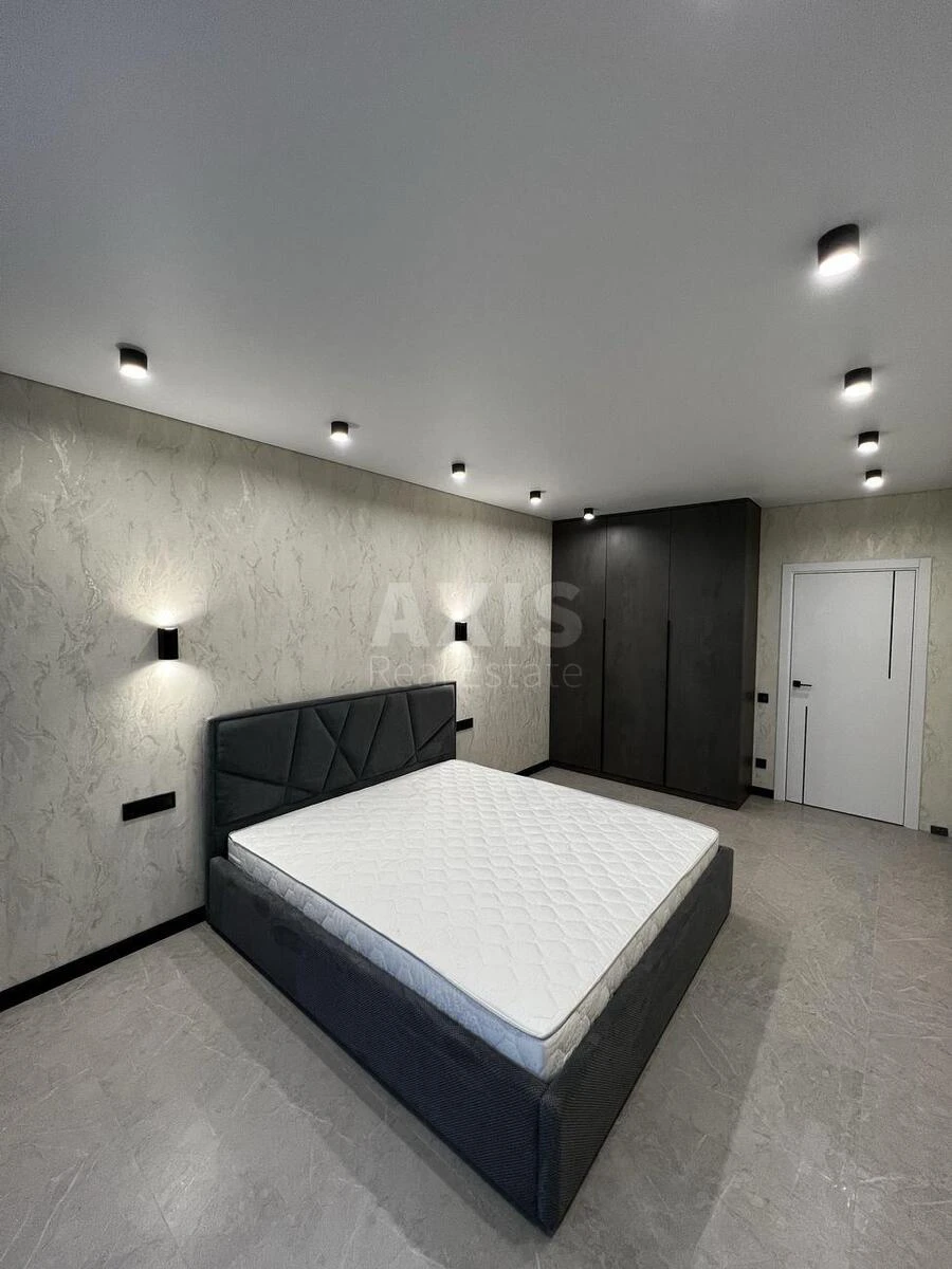 1k apartment vul. Glybochyc'ka 736635810