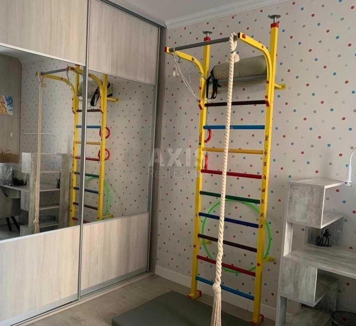 3к квартира ул. Ахматовой Анны 306472211