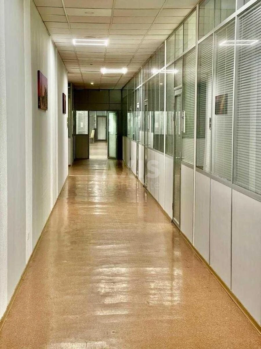 Офис пл. Космонавтов 4, 3000м26946114