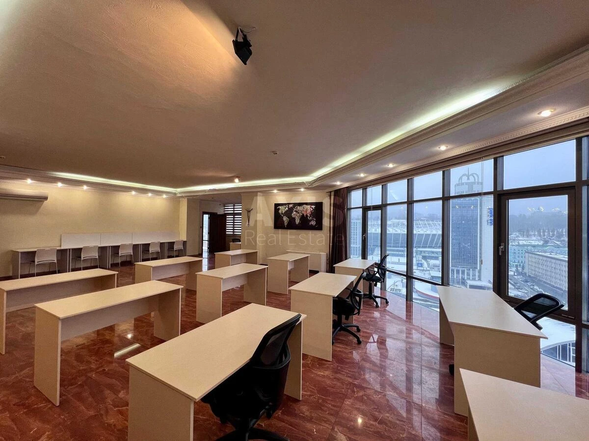 Office vul. Velyka Vasyl'kivs'ka 72, 194m2661666