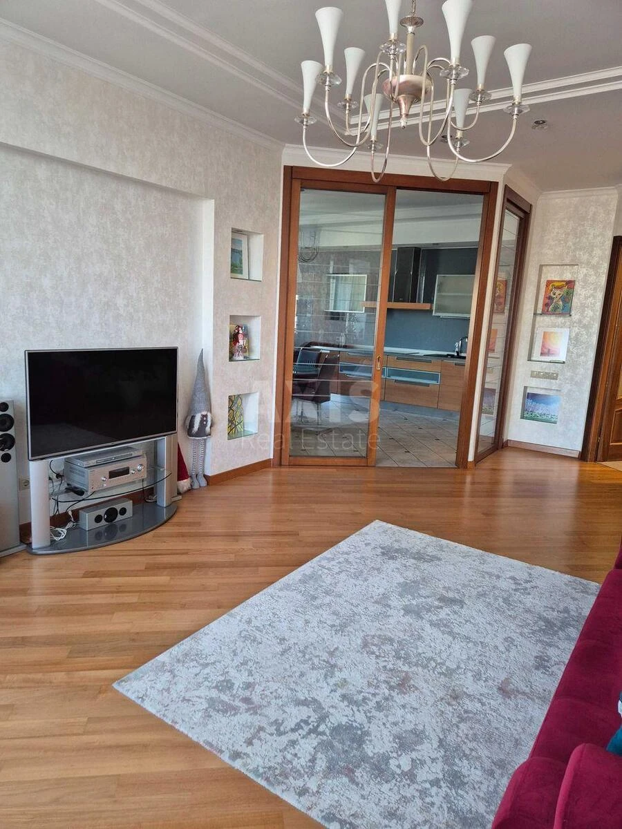 3k apartment vul. Vasylya Tyutyunnyka 16708502