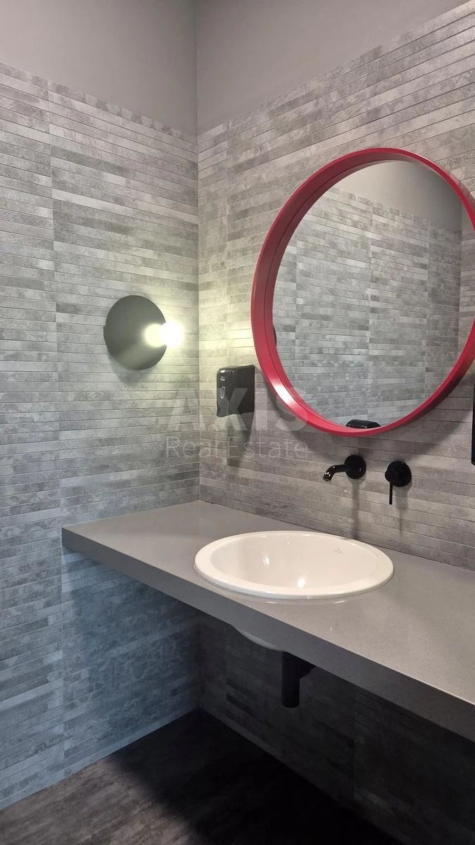 Office vul. Knyaziv Ostrozkykh 32/2, 159m2678746